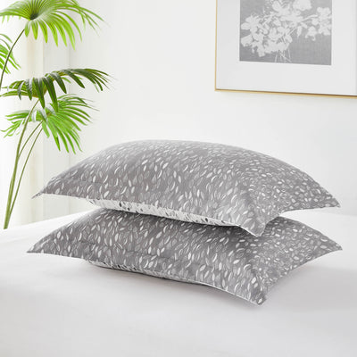 Detailed Shams Image of Fall for Me Reversible Comforter Set in Grey#color_fall-for-me-grey