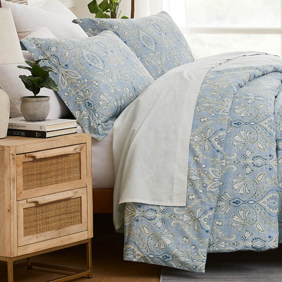 Side View of Country Summer Comforter Set in Blue#color_country-summer-blue