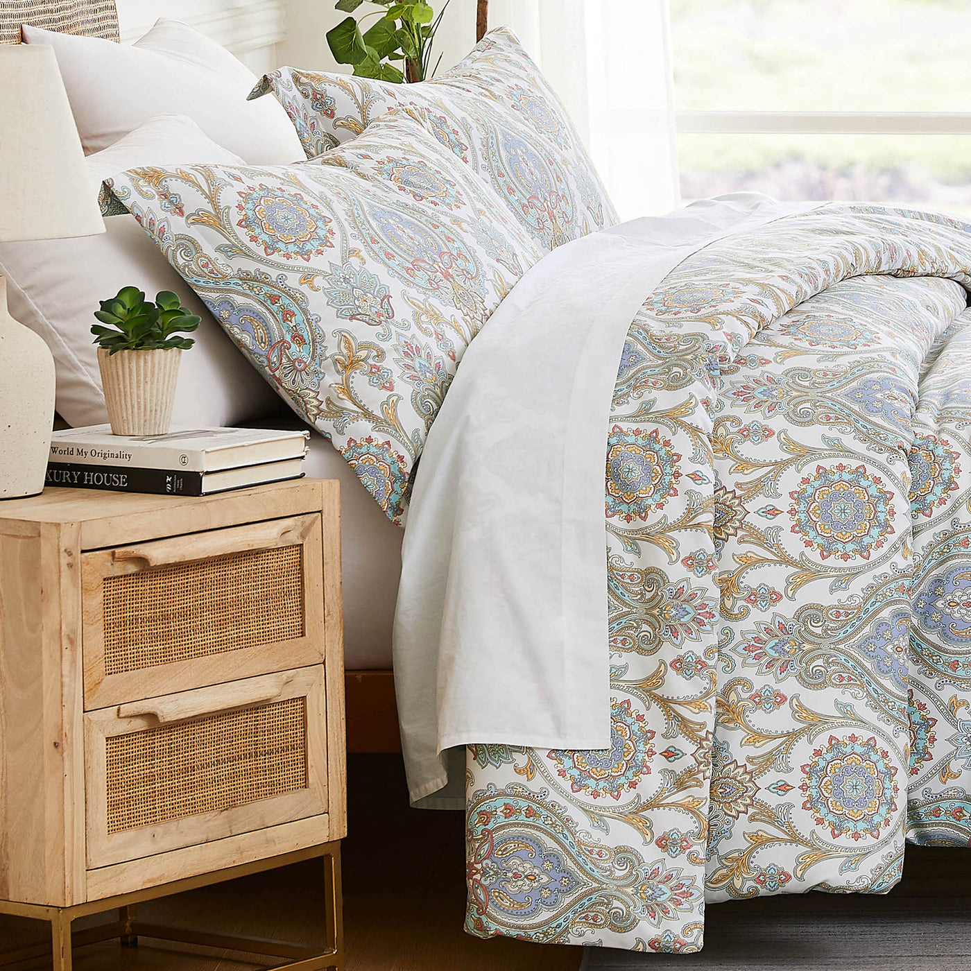 Side View of Majestic Paisley Duvet Cover Set in Aqua#color_majestic-paisley-aqua