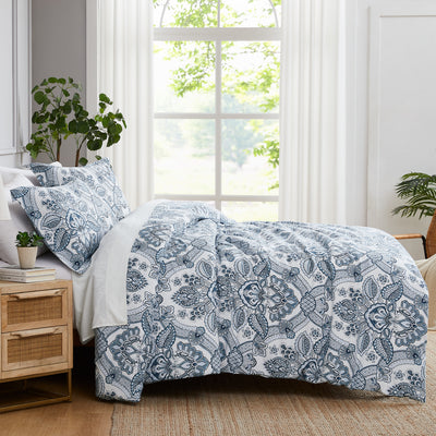 Side View of Bluebell Paisley Duvet Cover Set in Blue#color_bluebell-paisley-blue