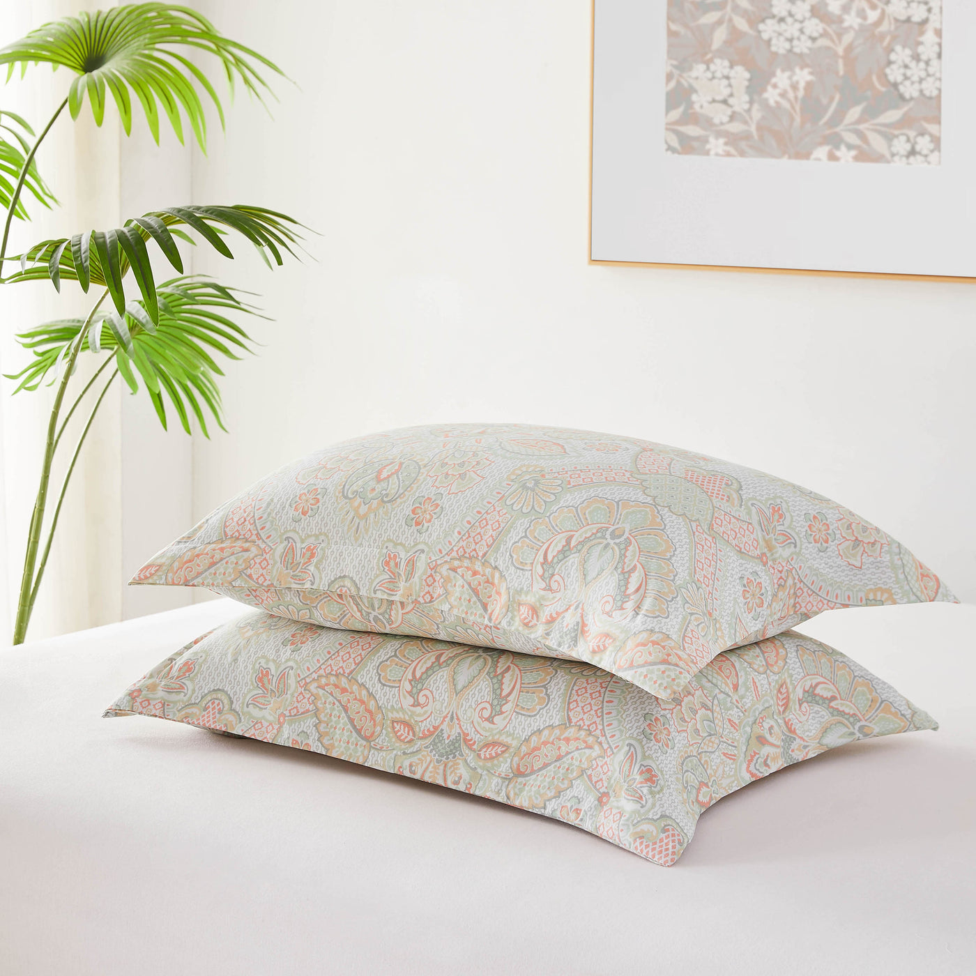 Detailed Shams Image of Bluebell Paisley Duvet Cover Set in Coral#color_bluebell-paisley-coral