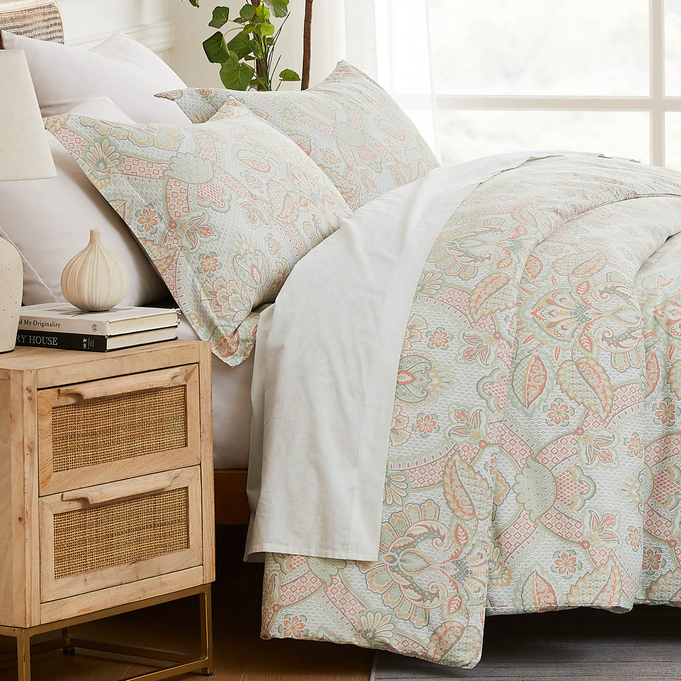 Side View of Bluebell Paisley Duvet Cover Set in Coral#color_bluebell-paisley-coral