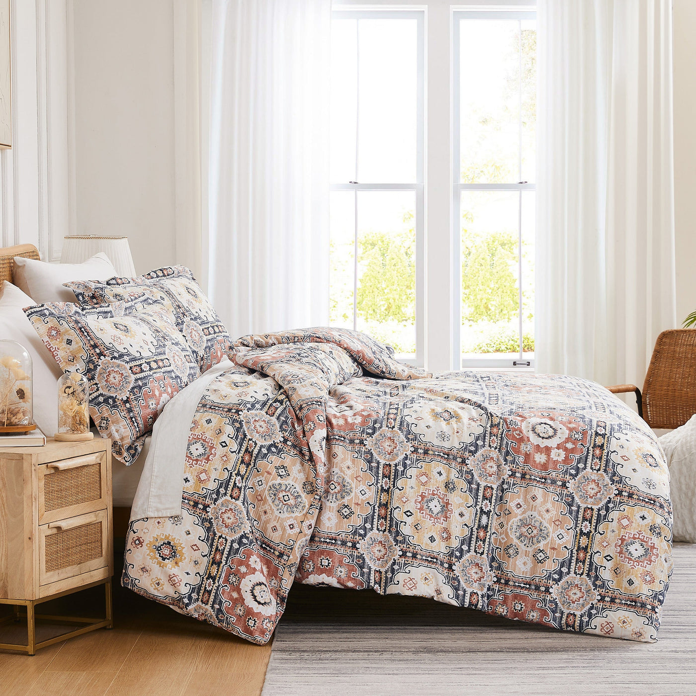 Side View of Kilim Oversized Duvet Cover Set in Natural#color_kilim-natural