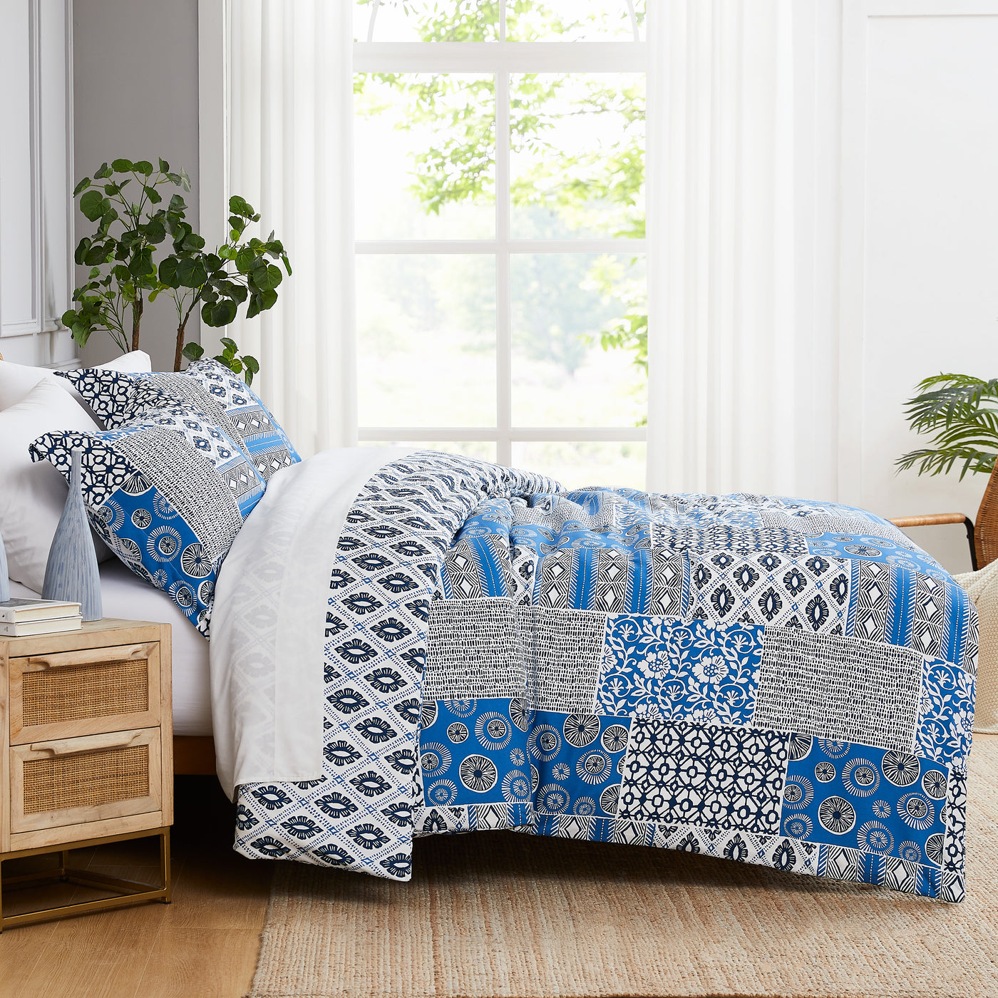 Side View of World Song Duvet Cover Set in Blue#color_world-song-blue