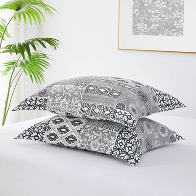 Detailed Shams Image of World Song Duvet Cover Set in Grey#color_world-song-grey