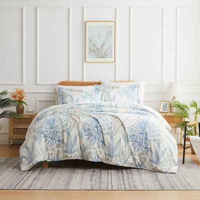 Top View of Palm Leaf Duvet Cover Set in blue#color_palm-leaf-blue