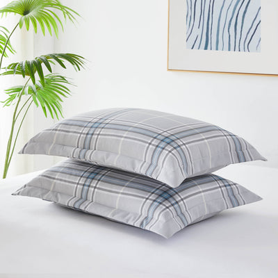 Detailed Shams Image of Purely Plaid Duvet Cover Set in Grey#color_plaid-grey