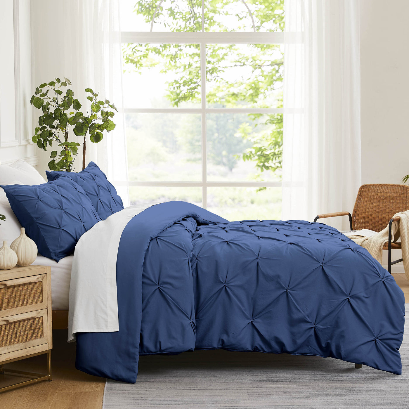 Side View of Pinch Pleated Pintuck Duvet Cover Set in Dark Blue#color_pintuck-dark-blue