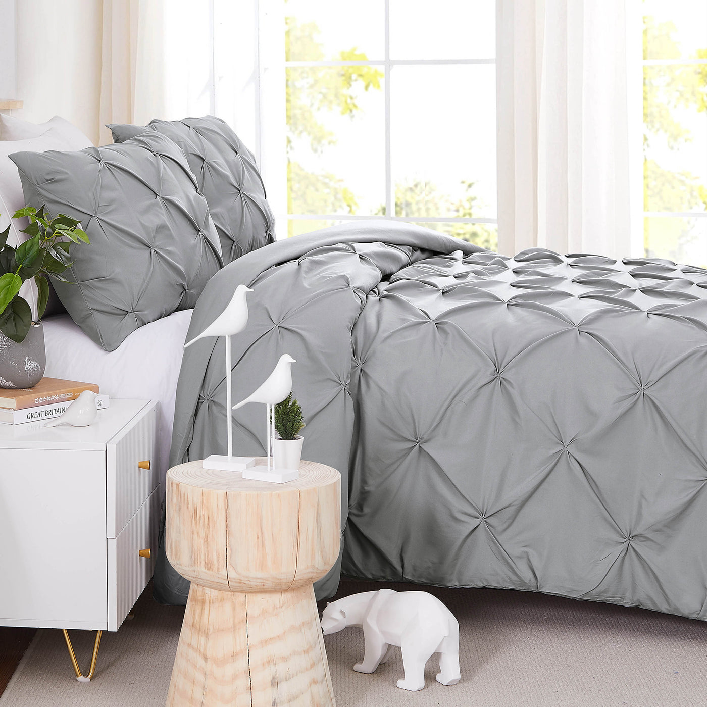 Side View of Pinch Pleated Pintuck Duvet Cover Set in Steel Grey#color_pintuck-steel-grey