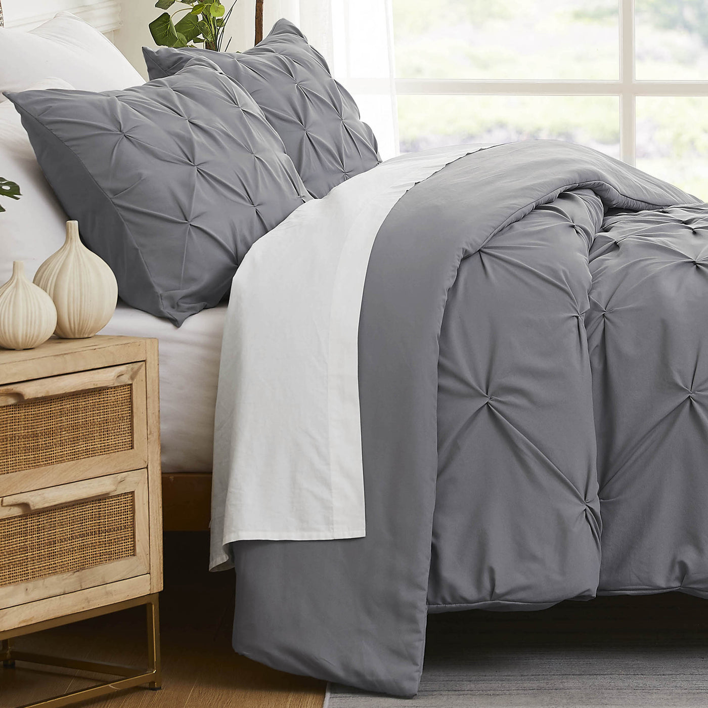 Side View of Pinch Pleated Pintuck Duvet Cover Set in Slate#color_pintuck-slate