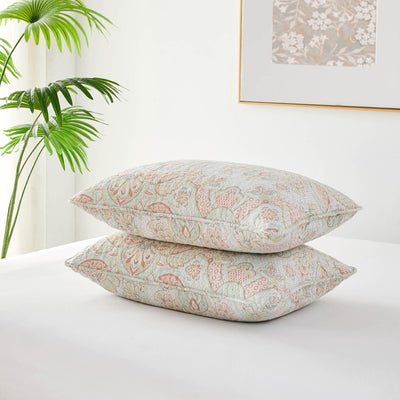 Detailed Shams Image of Bluebell Paisley Quilt Set in Coral Haze#color_bluebell-paisley-coral-haze