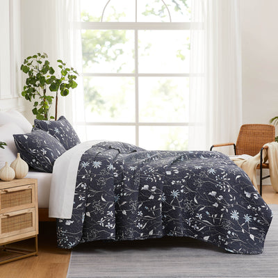 Side View of Floral Daydream Quilt Set in Blue#color_floral-daydream-blue