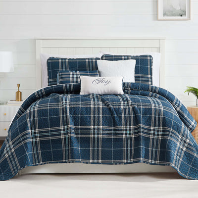 Front View of Vilano Plaid 6-Piece Quilt Bedding Set in Blue#color_plaid-blue