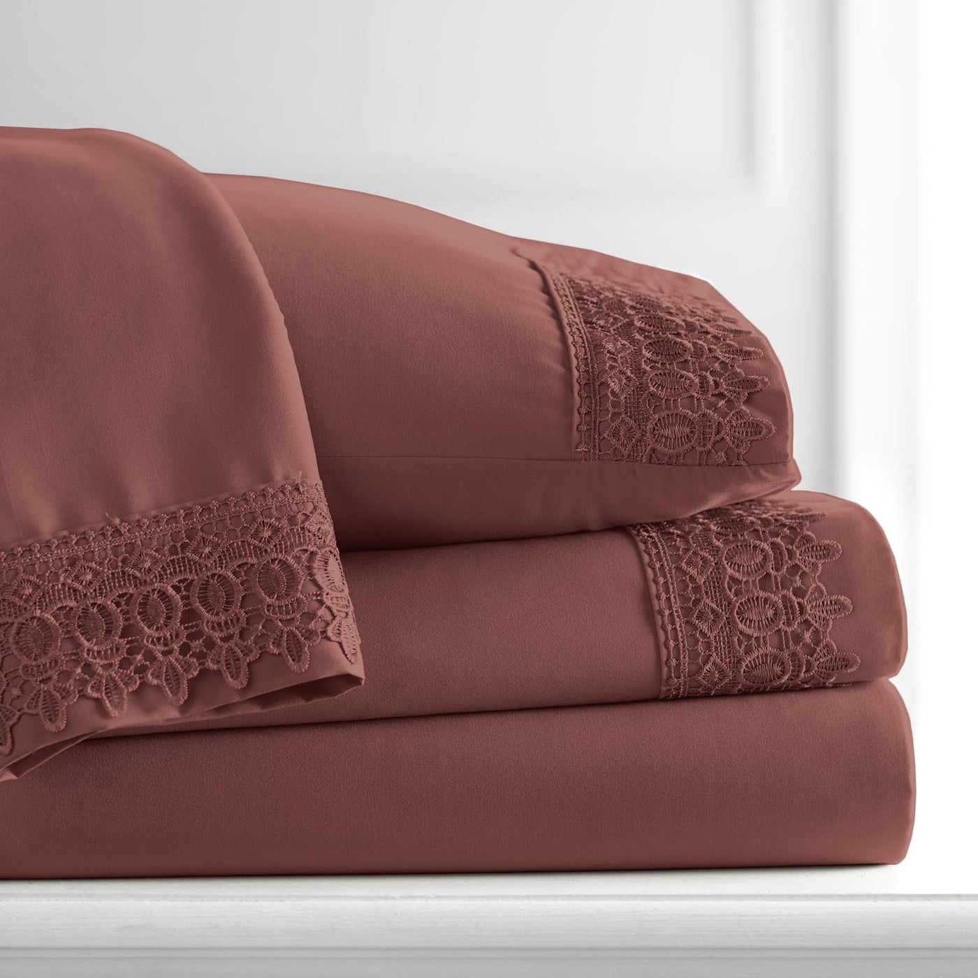 110 GSM Lace hem sheet set in marsala