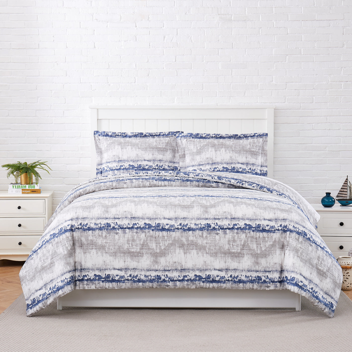 Essence Duvet Cover in Blue