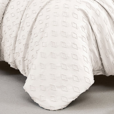 Clipped Jacquard delta Duvet Cover Set