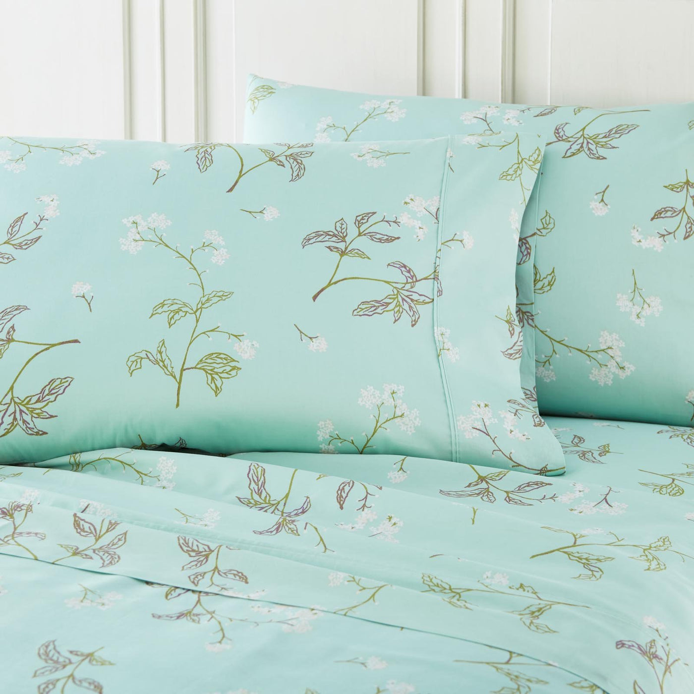 Forget Me Not Cotton Pillowcase Set in Green