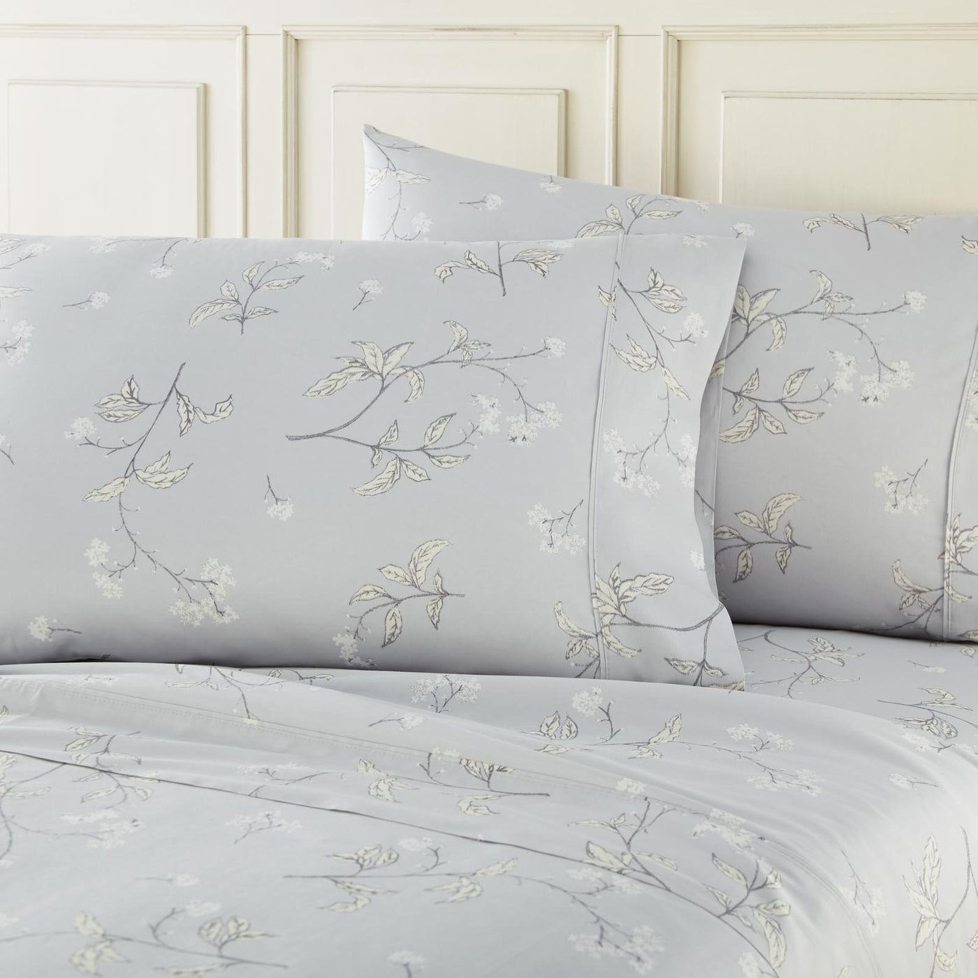 Forget Me Not Cotton Pillowcase Set in Grey