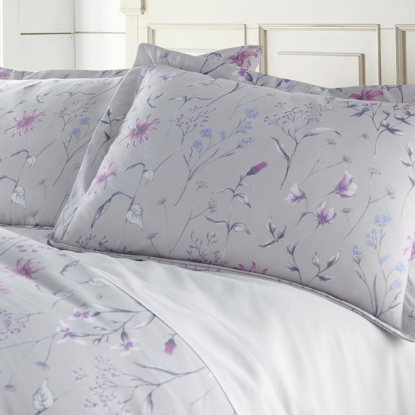 Floral Daydream in grey floral print duvet cover set