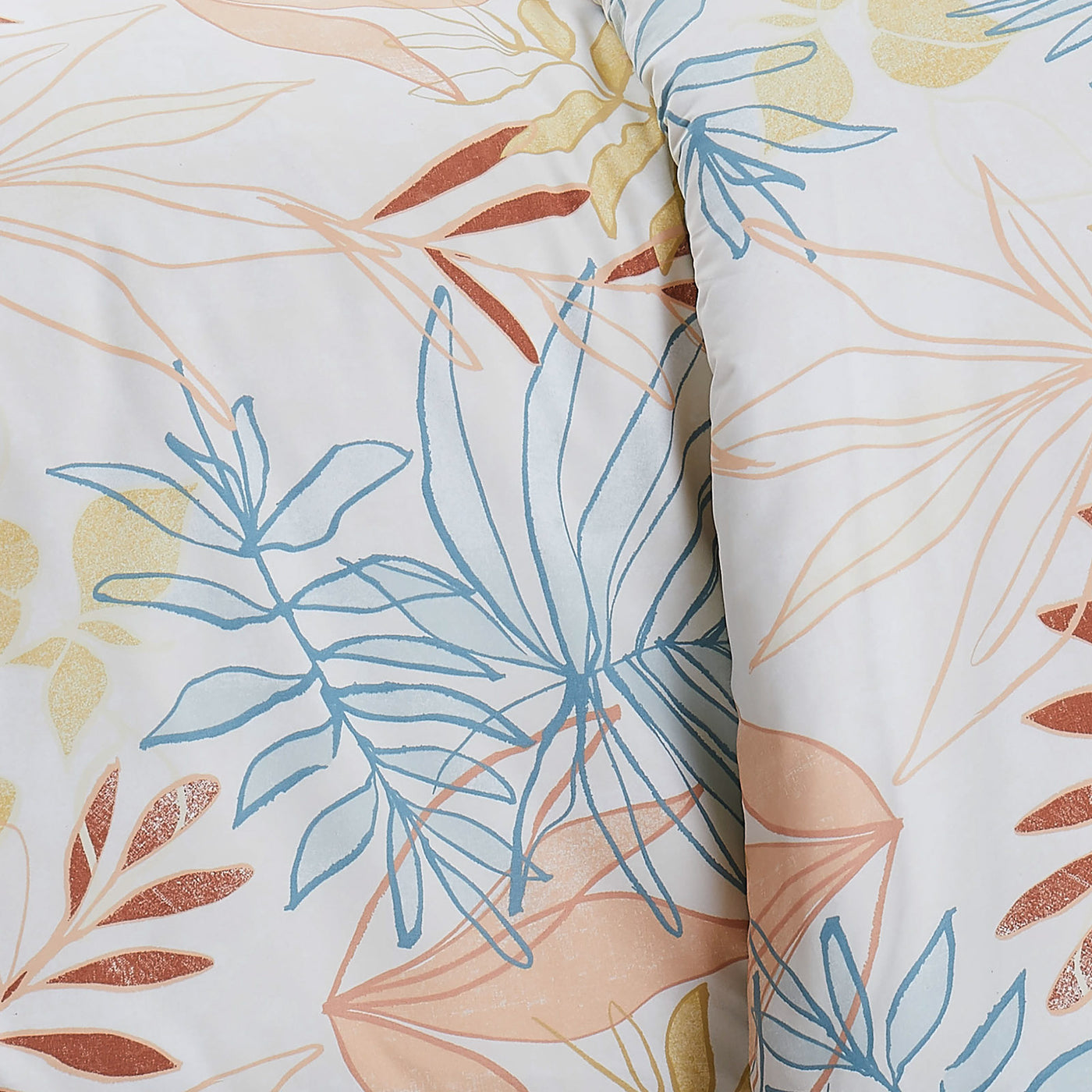 Details and Print Pattern of Palm Leaf Duvet Cover Set in cream#color_palm-leaf-cream