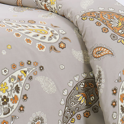 Pretty Paisley Comforter in Taupe