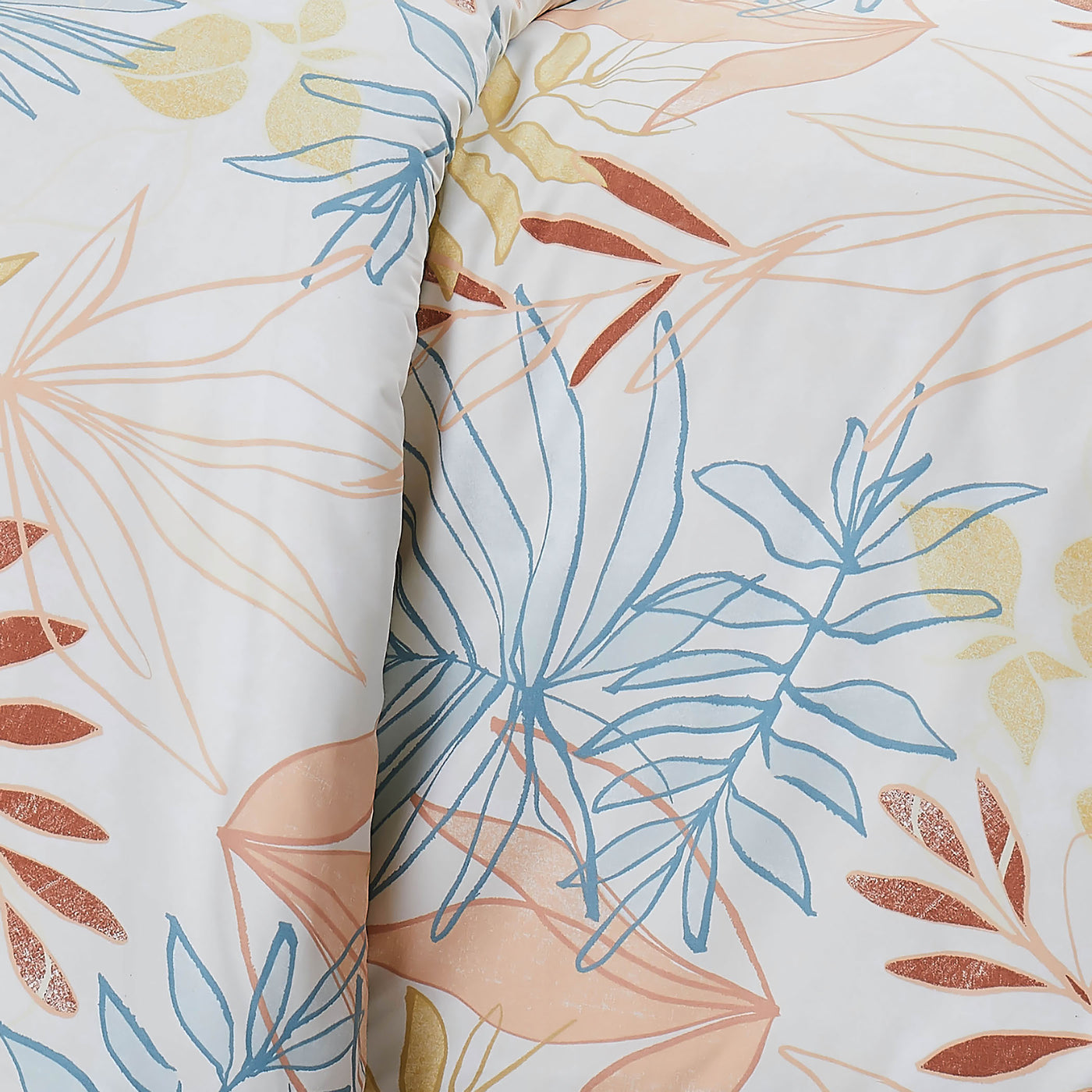 Details and Print Pattern of Palm Leaf Comforter in cream#color_palm-leaf-cream