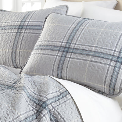 Purely Plaid Quilt Set in GreyPurely Plaid Quilt Set in Grey#color_plaid-grey
