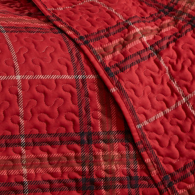 Purely Plaid Quilt Set in Red#color_plaid-red