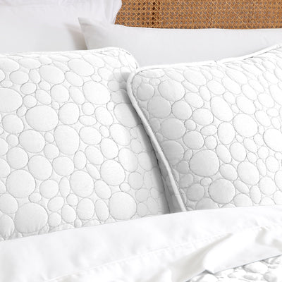 Pebbles Solid 3-Piece Quilt Set