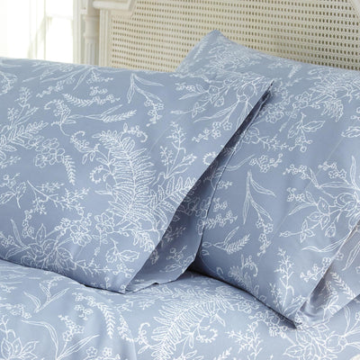 Wild Winter Pillowcase Set in Blue with White